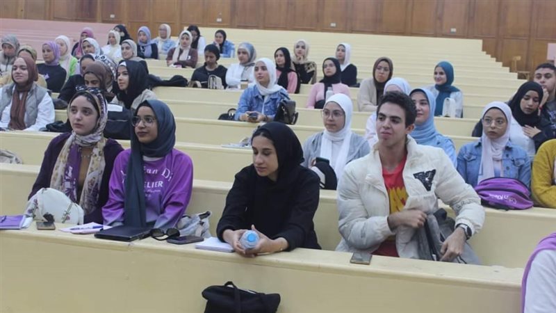 جامعة عين شمس، فيتو