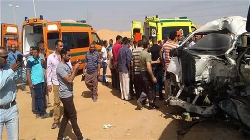 عاطل يطعن شقيقيه