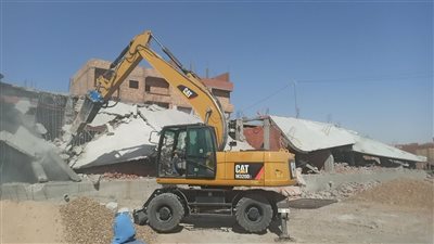 إزالة 21 حالة تعد على أراض زراعية بأسيوط 