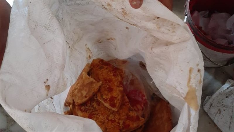 ضبط أغذية فاسدة في
