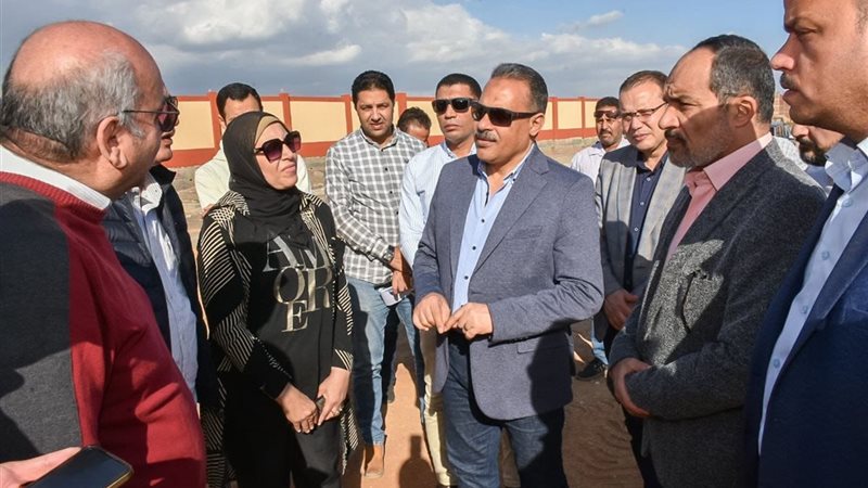 محافظ الشرقية يتفقد