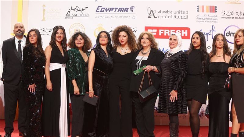 أبطال فيلم دخل الربيع