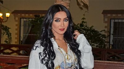 سامية الطرابلسي: ليس عيبا أن يقدم الممثل الشخصية الشريرة وبحب أكرم حسني (فيديو) 