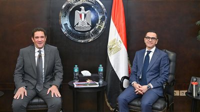 وزير الاستثمار يبحث مع شركة إماراتية خطط توسعاتها في مصر