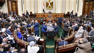 تجاوزات الأقصى للأجور وعدم استغلال القروض، ملاحظات وتوصيات برلمانية للحساب الختامي للموازنة
