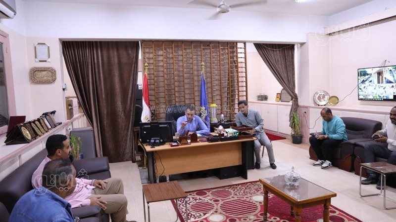 لقاء نائب محافظ اسوان