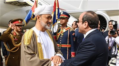 تفاصيل تطور العلاقات المصرية العمانية في عهد الرئيس السيسي والسلطان هيثم (صور)