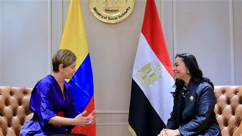 وزيرة التضامن تستقبل