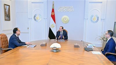  السيسي يوجه الحكومة بأهمية العمل على مواصلة تحسين مناخ الاستثمار ومعالجة التحديات الهيكلية التي تؤثر على الاقتصاد المصري.. تعزيز مكانة مصر كمركز إقليمي لجذب الاستثمارات الأجنبية المباشرة
