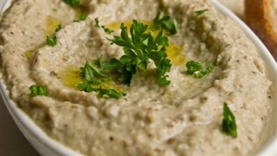 طريقة عمل بابا غنوج بالطحينة، ألذ سلطة ووجبة خفيفة مغذية