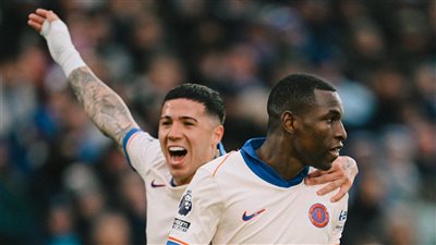 تشيلسي يفوز على ليستر سيتي 2-1 في الدوري الإنجليزي (صور)