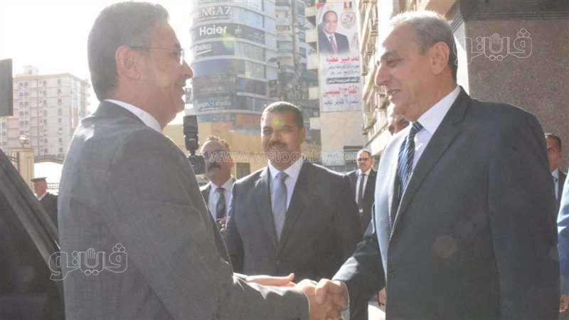 محافظ الغربية يستقبل