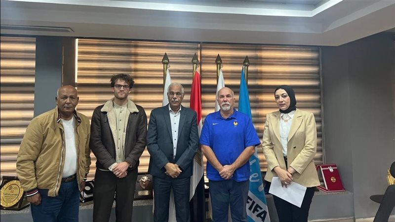 مندوب الاتحاد الفرنسي