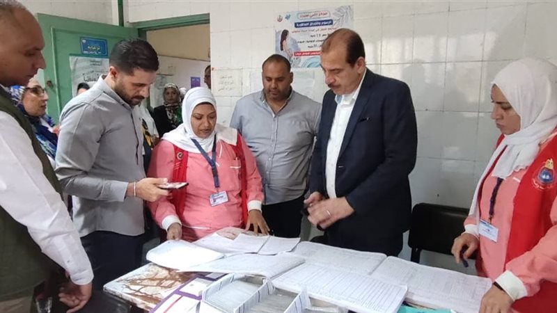 د.عمرو قنديل، فيتو