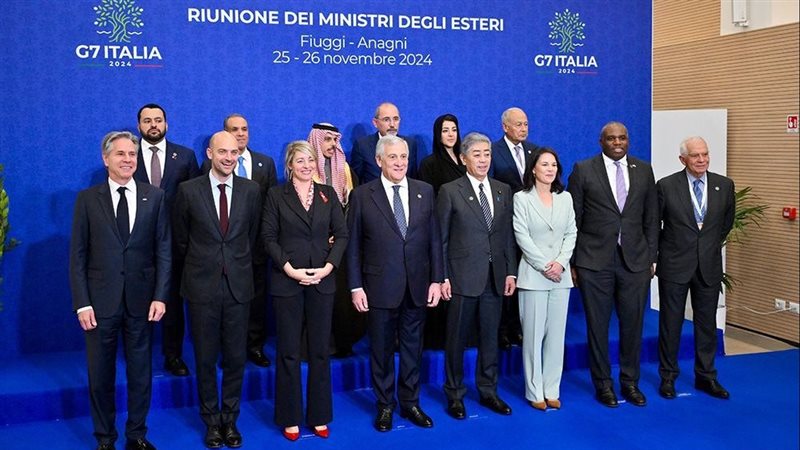 الدكتور بدر عبد العاطى