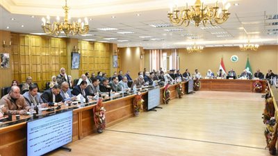 تنفيذي الشرقية يُناقش الخطة الاستثمارية للعام المالي 2024 - 2025