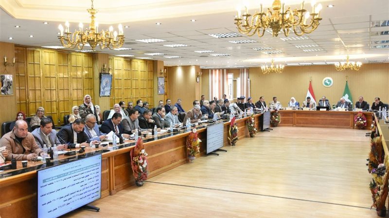 تنفيذي الشرقية يُناقش