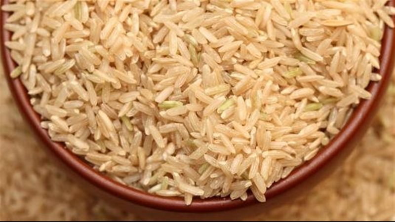 الأرز البنى 