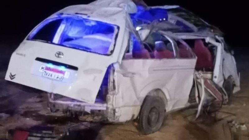 حادث انقلاب ميكروباص