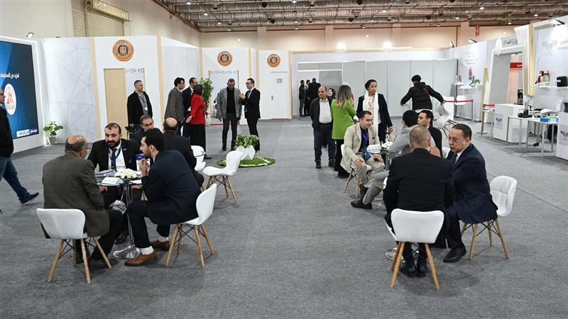 المصرية لعلوم الطيران،