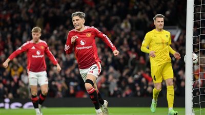 لاعب مانشستر يونايتد يسعى للحاق بمباراة ولفرهامبتون 