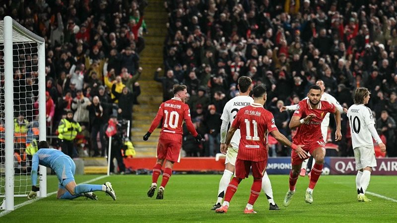 ليفربول وريال مدريد،