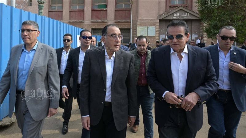 رئيس الوزراء ووزير