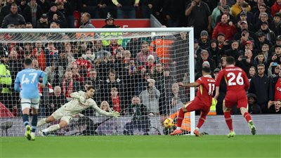 محمد صلاح يقود ليفربول للفوز على مانشستر سيتي 2-0 ويعزز صدارته للدوري الإنجليزي (صور وفيديو) 
