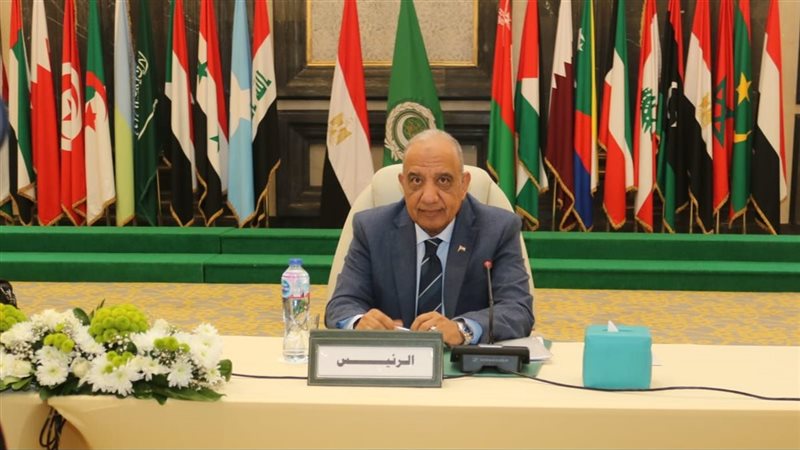 الدكتور محمود عصمت