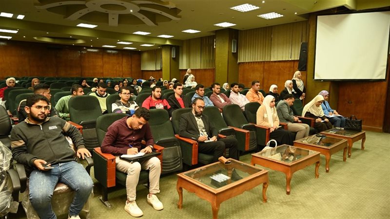 ندوة إدارة الأزمات