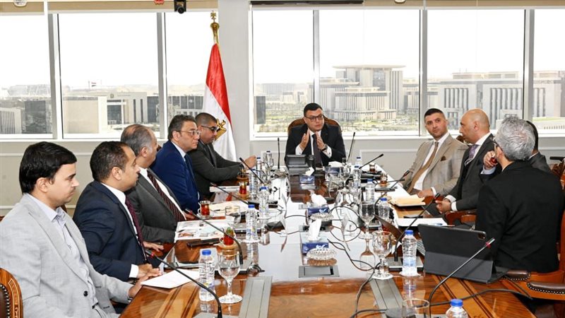 وزير الاسكان
