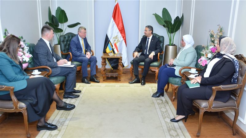 وزير التموين خلال
