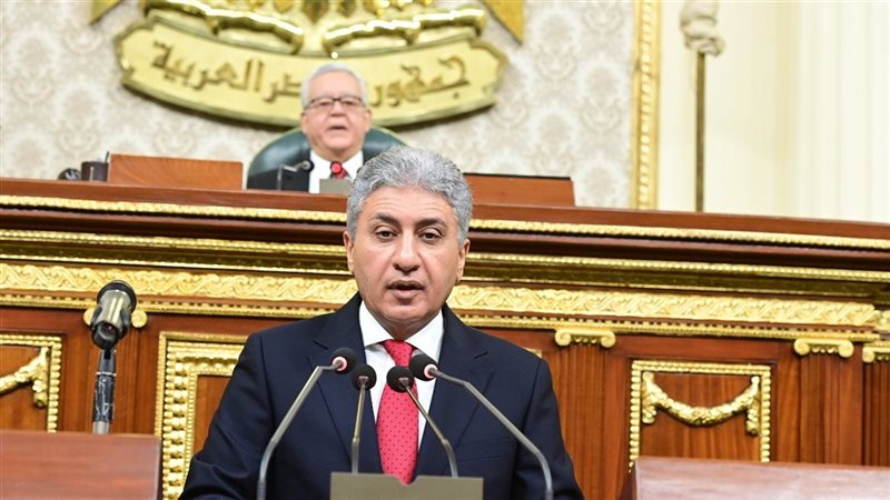 وزير السياحة أمام