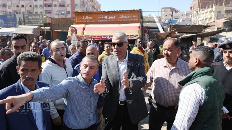 جولة محافظ اسوان
