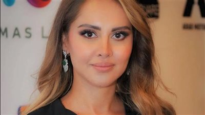 ياسمين رئيس تنشر أول صورة من مسلسلها 