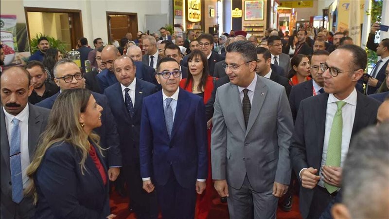 جانب من المعرض، فيتو