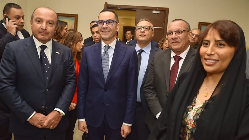جانب من المعرض 