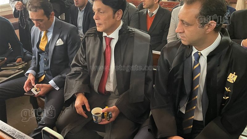 محاكمة المخرج عمر