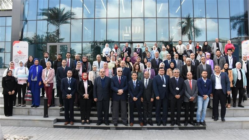 جامعة عين شمس، فيتو