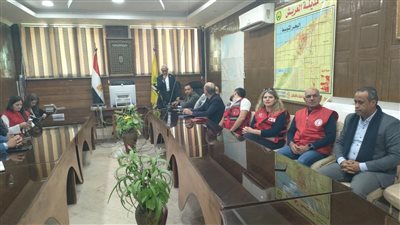 وفد من الاتحاد الأوروبي يزور معبر رفح ويتفقد المساعدات المقدمة لغزة