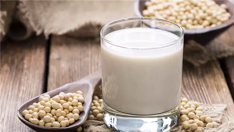 فوائد حليب الصويا،