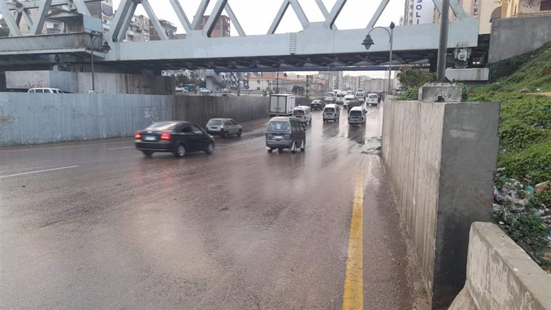 سقوط الأمطار 