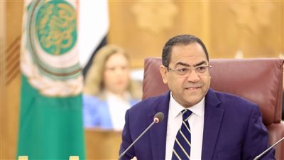رئيس الجهاز المركزي للتنظيم والإدارة يستقبل سفراء دول أمريكا اللاتينية