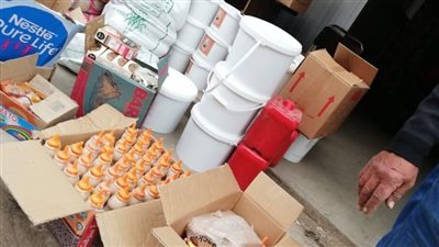 ضبط كميات كبيرة من السلع مجهولة المصدر بالهرم