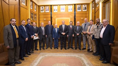 بروتوكول ثلاثي بين الصحفيين والمحامين والمهندسين في مجال الرعاية الصحية (صور) 