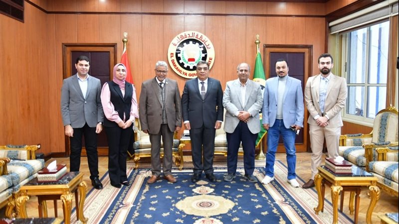 وفد نفابة الاطباء