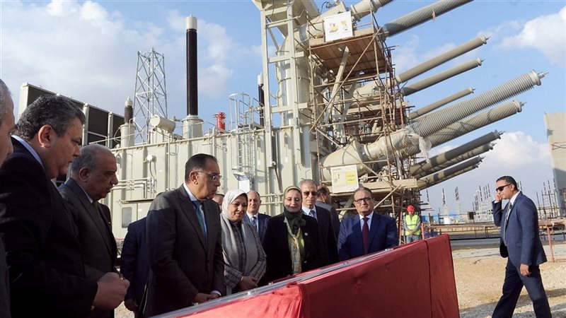 مدبولي يتفقد محطة