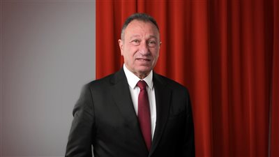 منعته ظروفه الصحية، تشييع جنازة شقيقة محمود الخطيب في مسقط رأسه دون حضوره
