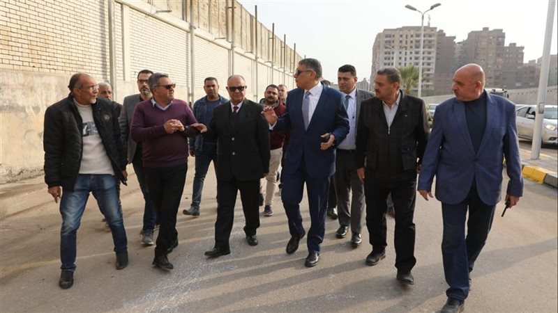 محافظ الجيزة خلال