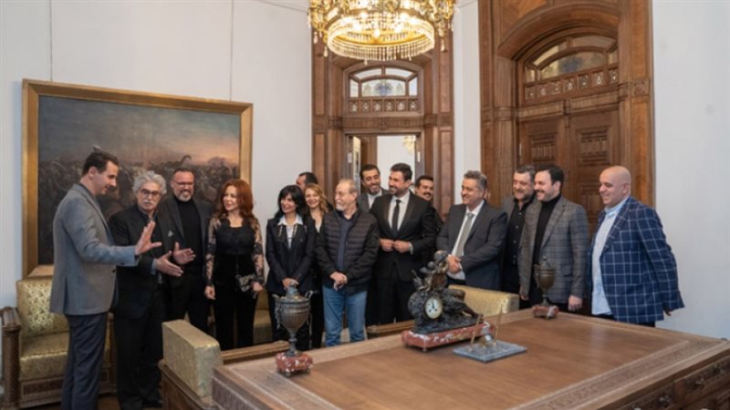 بشار الأسد وبعض نجوم